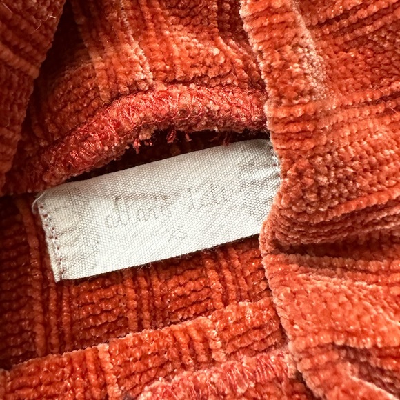 SOLD - Picture 3 of 3